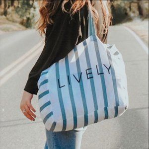 *NWOT* Lively Tote